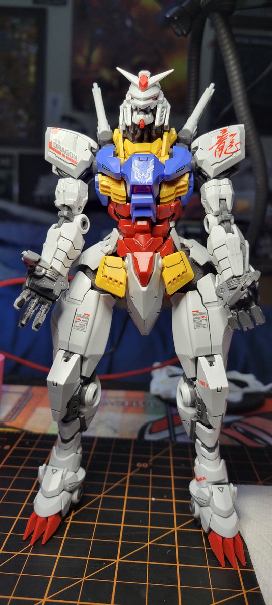 GunplaGuy188's tweet photo. Finally finished building the Black Trojan Horse Gundam 1/100. Overall shelf presence is nice but the build and plastic quality was pretty bad. Lots of trimming and cleaning so the pieces fit, not recommended for new builders #gundam #gunpla #gunplacommunity #blacktrojanhorse https://t.co/WEd5E7XPNL