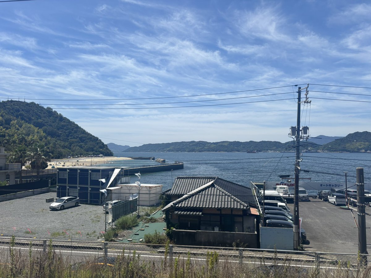 Soramaru_06's tweet photo. 広島の海来た https://t.co/FNkEUr66Ie