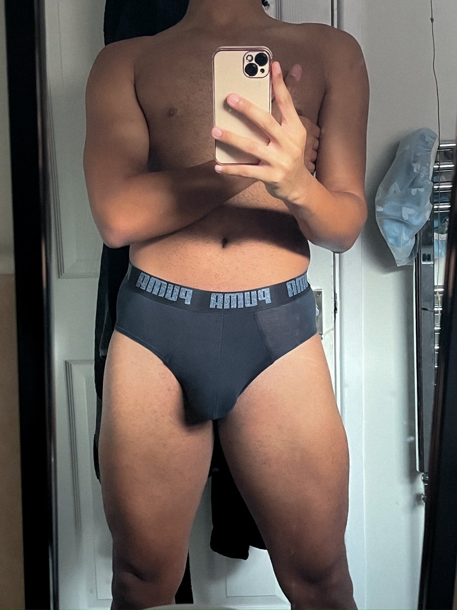 M0ffzzrcaught's tweet photo. Ugh I don’t wanna be a twink anymore https://t.co/mSYfrbP5BY