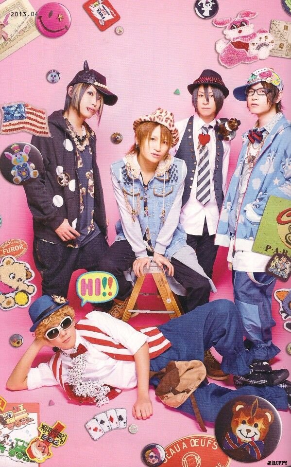kuruttataiy0u's tweet photo. #vkeitwt #ancafe
Daily reminder that this amazing band exists (≧▽≦) https://t.co/h4VQuOKboE
