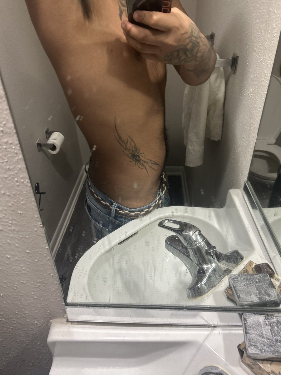 ospreyLol's tweet photo. losing weight like crazy https://t.co/VfWJ4C7zSW