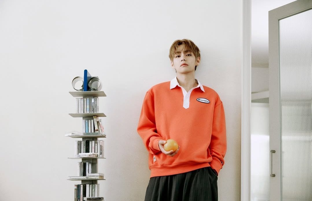 taeguide's tweet photo. More unseen pictures of Taehyung for Champion 

#TAEHYUNGxCHAMPION https://t.co/mARnCydLPc
