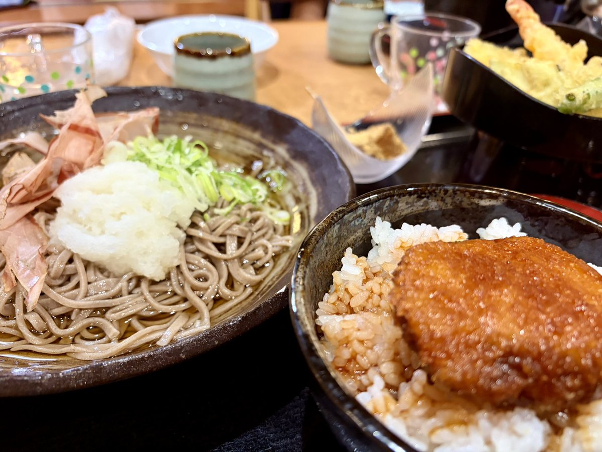 johnvenn's tweet photo. 帰省終了！ひたすら食べてた https://t.co/PhqDhWeZ2m