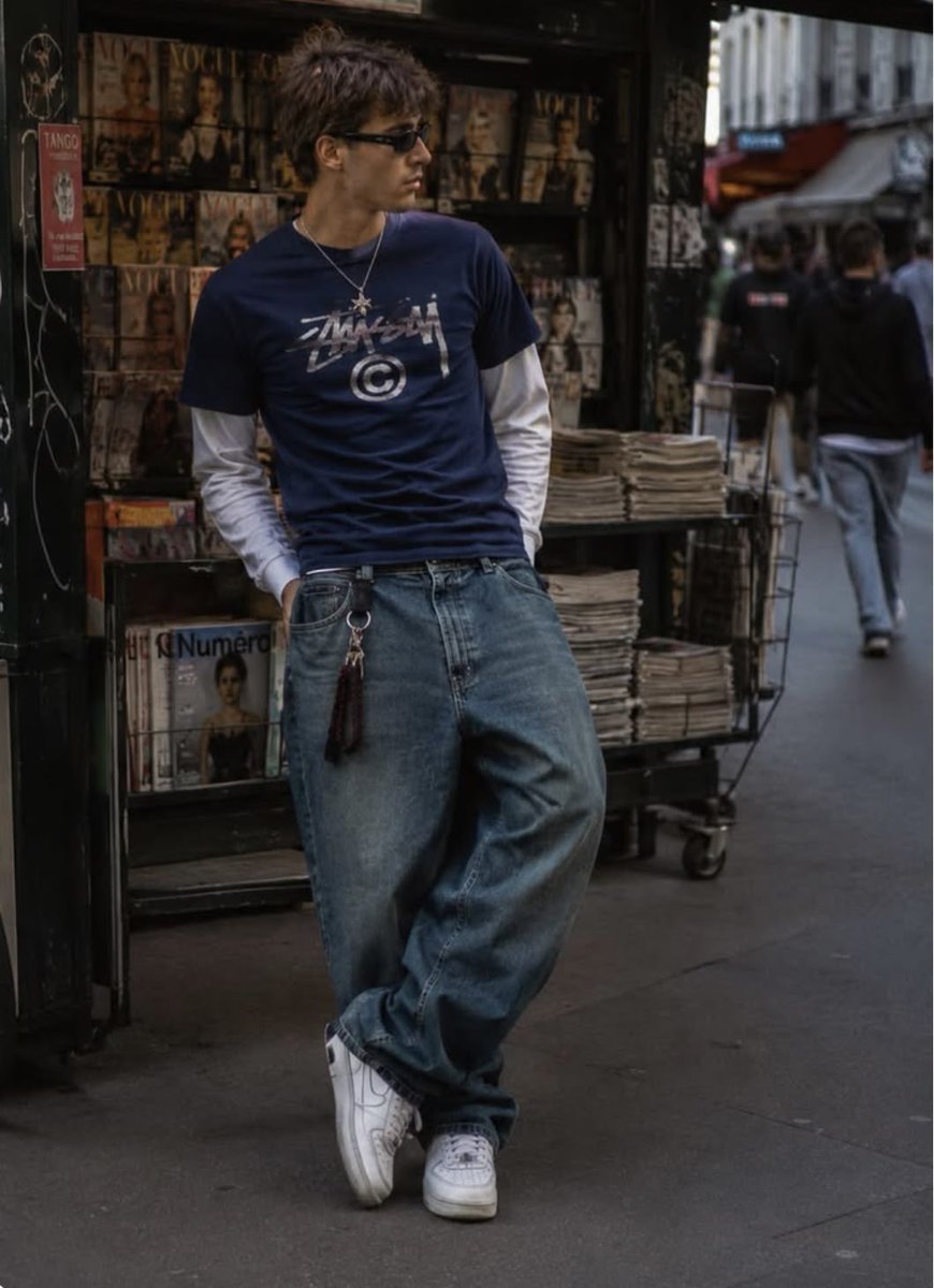 UncannyTwigs's tweet photo. Gente alguém pode me indicar lojas que vendem roupas mais street, rebeldes/descoladas/alternativas (vibes Charli xcx, Kim Petras, FKA twigs) calças larga, bolsas, estampas diferentes, acessórios babadeiros que entrega pra todo o Brasil sem ser a Shein? 😭 #help https://t.co/YzJfk6O77E