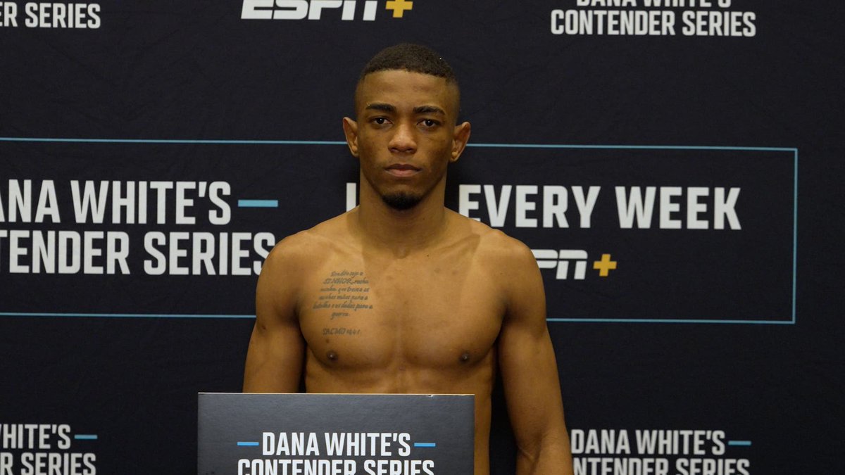 RicoQuillyJr's tweet photo. 9. Roque Conceição

11-3, 8 KO's, 1 Submission

Rumored to compete Week 9. Best remembered thus far for his loss to Imanol Rodriguez at last year's Contender Series Season, since then has picked up a 1st Round KO against a half decent opponent in Yamato Fujita https://t.co/baYci79ugw