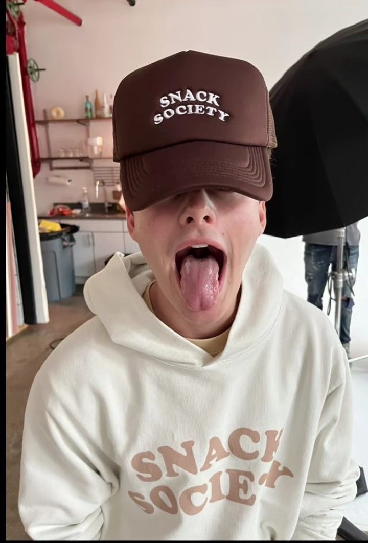 s_qwef's tweet photo. 😭🫦احبه

Noah schnapp🫦👅 https://t.co/r5cDqIUu8y