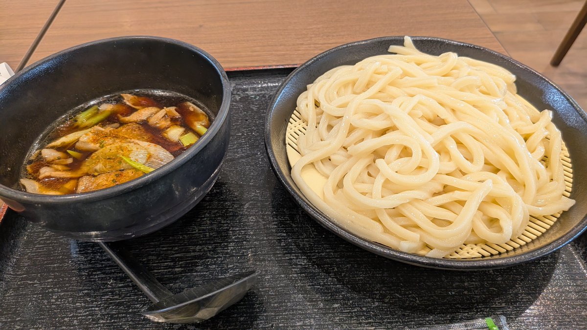 potavan's tweet photo. 喜連川に寄って温泉
それでも本格的な雨を食らう前に帰宅 https://t.co/wQG3hvLK00