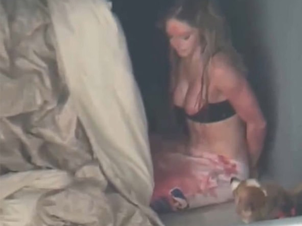 eyeryscompany's tweet photo. @SeeRacists Two had experienced an "extremely tempestuous and combative" relationship.

Then it was on April 3rd, that the OnlyFans star allegedly plunged a kitchen knife.

The knife plunged into the man's chest, puncturing his artery.

https://t.co/jU3OifyKvS https://t.co/NWicdWsAz2