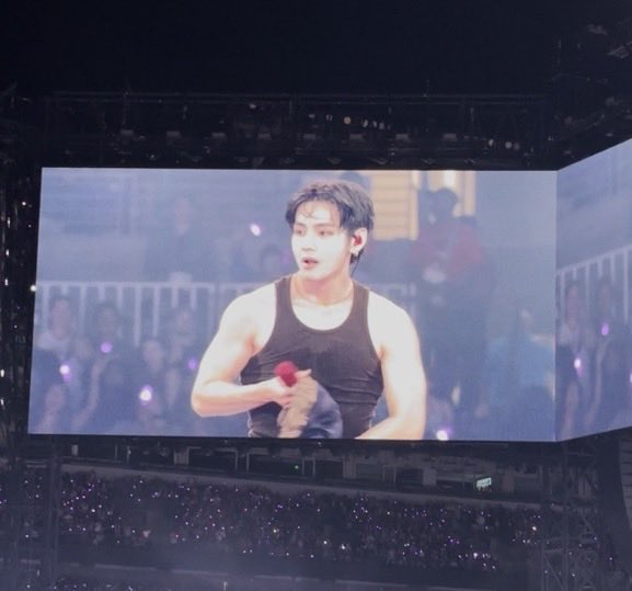 naver_taehyung's tweet photo. Body-ody-ody-ody-ody-ody-ody-ody🔥 https://t.co/PH2fFYvkqC