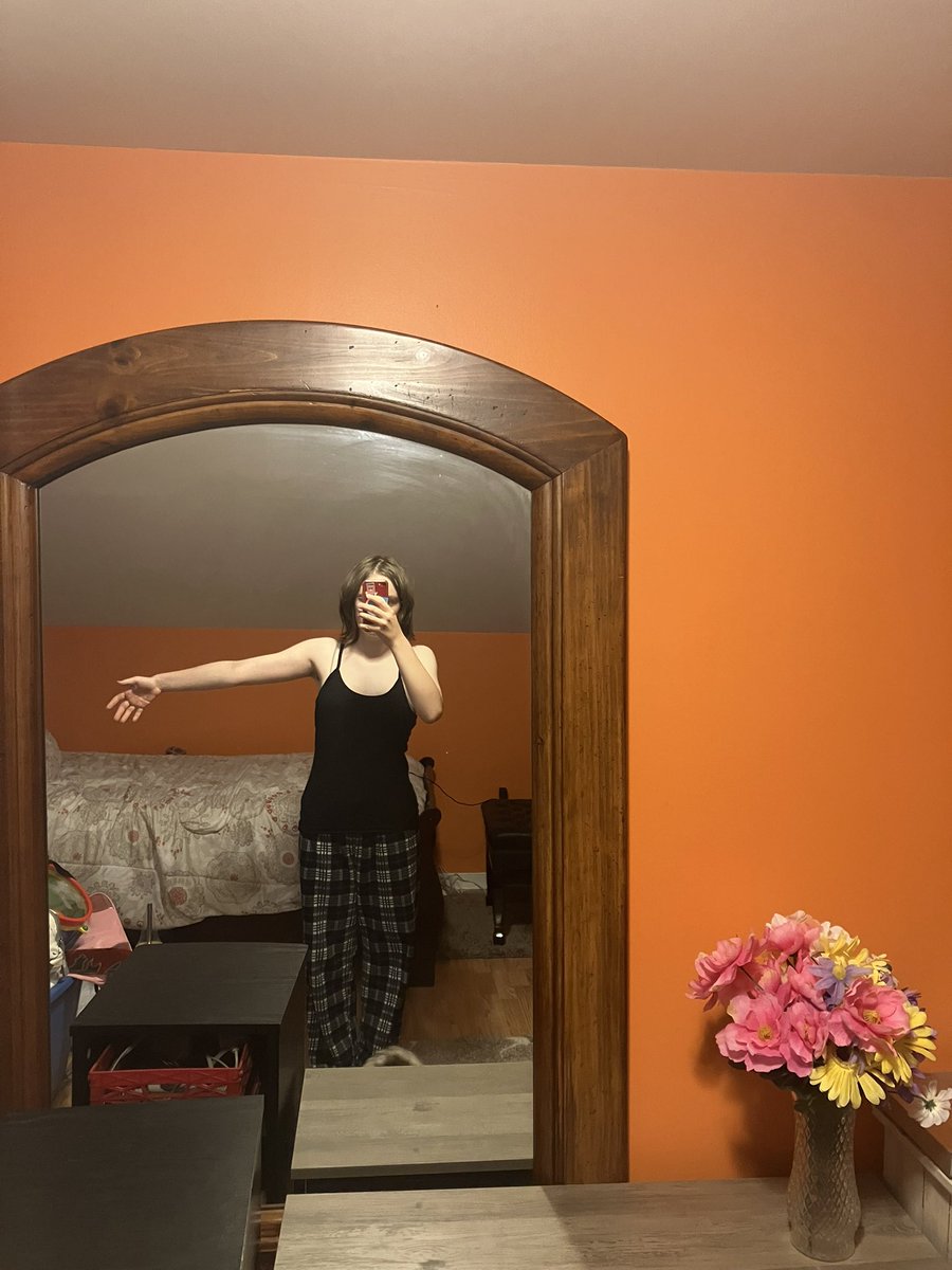 Kayden672177350's tweet photo. #edrtwt 
What spo am I? https://t.co/MmgM0Ao6Fn