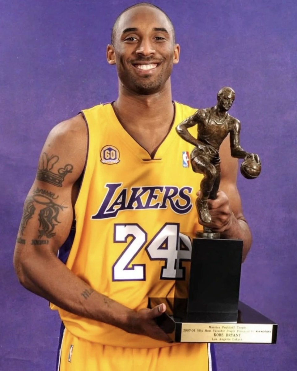 BGNHoops's tweet photo. Kobe’s 2007-2008 MVP season:

• Led the Lakers to the 1st seed 
• Led the league in total points 
• 1st Team All-NBA
• 1st Team All-Defense 
• All-Star
• Played all 82 games 

Crazy that this was his only MVP award. Should’ve won more… https://t.co/07LAcYtNdy