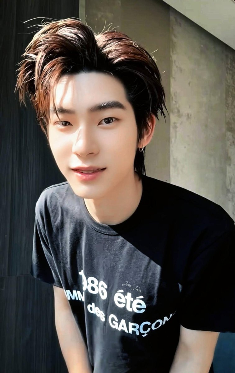 Anny68700574's tweet photo. วันอังคารสดใส เฮียตี๋ใส่รี น่ารักมากจริมๆ https://t.co/qBpIY1C6zo