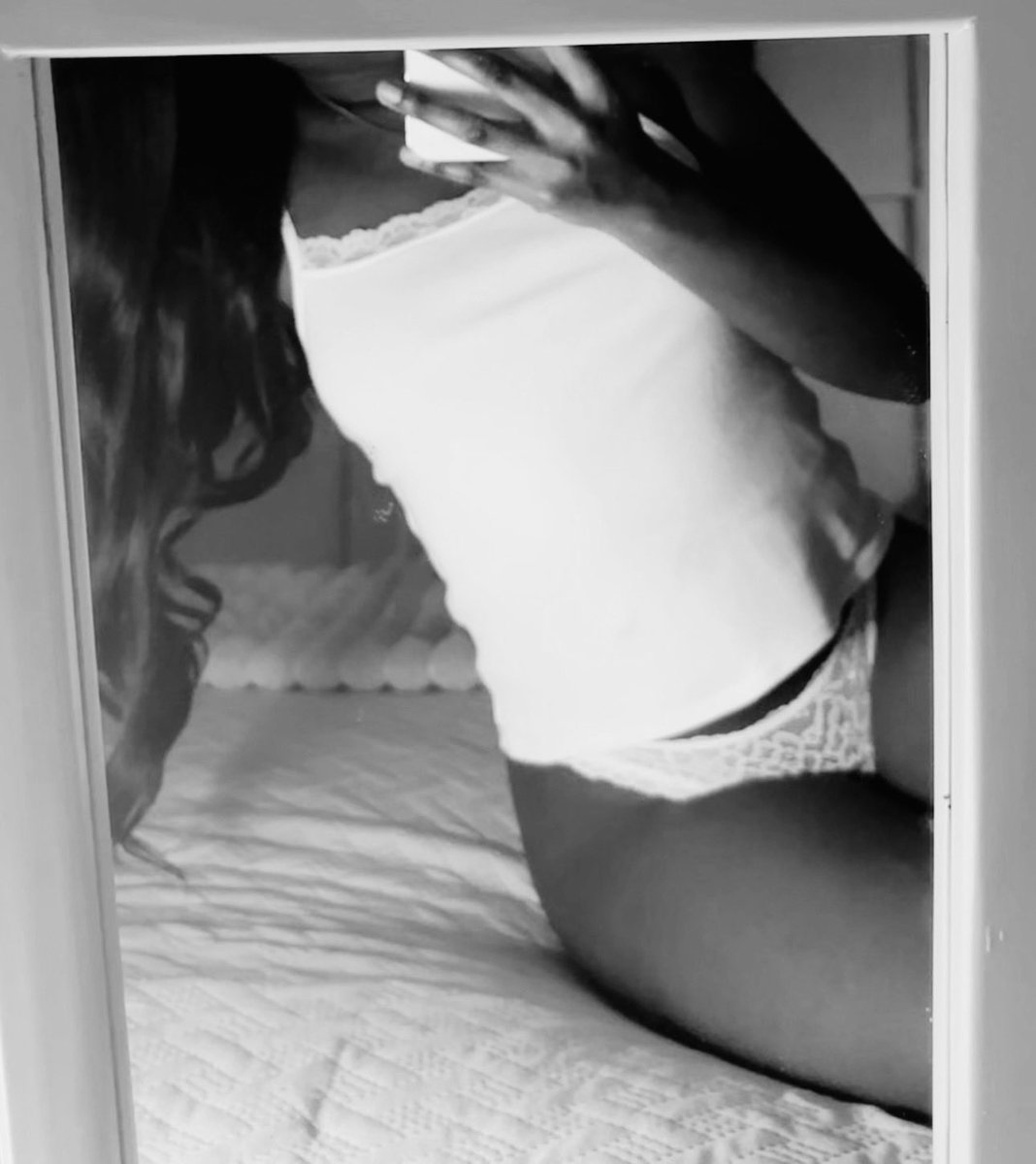 BlacBerry111's tweet photo. a man like you should be itching to drain his balance for a goddess like me 💎 earn the right to exist in my notifications.

you know you want to spoil me!

#ebony #humanatm #spoilme #spoiled #softdom https://t.co/mMSEF76jc2