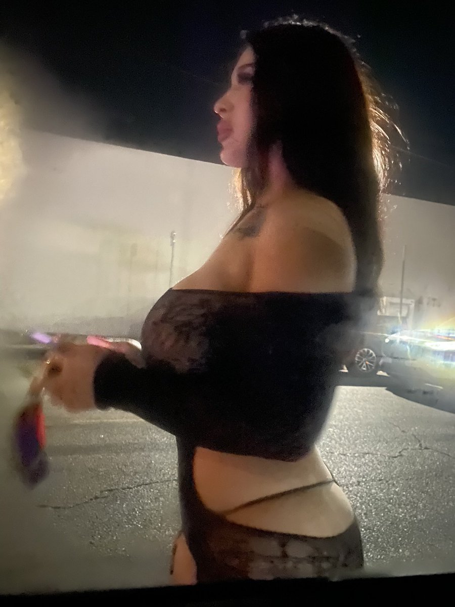 jayluvs304s's tweet photo. Would y’all pick up this FIG BEAUTY? 😍😍😍 #figueroast #nsfwtwtًً #gooner #figueroa #304s #meets #candid #creepshot #pytt #latina https://t.co/5SyDE9PE7p