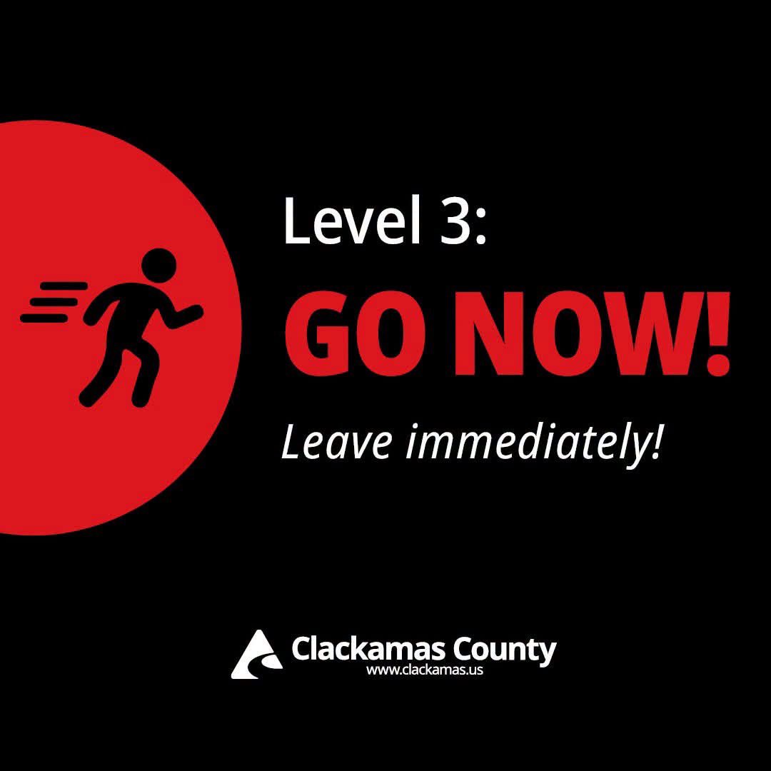 ClackCoSheriff's tweet photo. 𝗔𝗨𝗦𝗧𝗜𝗡 𝗙𝗜𝗥𝗘 𝗨𝗣𝗗𝗔𝗧𝗘 (𝗠𝗼𝗻𝗱𝗮𝘆, 𝗔𝘂𝗴. 𝟭𝟬, 𝟲:𝟯𝟬 𝗽.𝗺.) -- In collaboration with the U.S. Forest Service, we've issued a 𝗟𝗲𝘃𝗲𝗹 𝟯 (𝗚𝗼 𝗡𝗼𝘄!) evacuation notice for the area around the Austin fire in Clackamas County, Oregon…. (1/3) https://t.co/Zwuqlt5yTS
