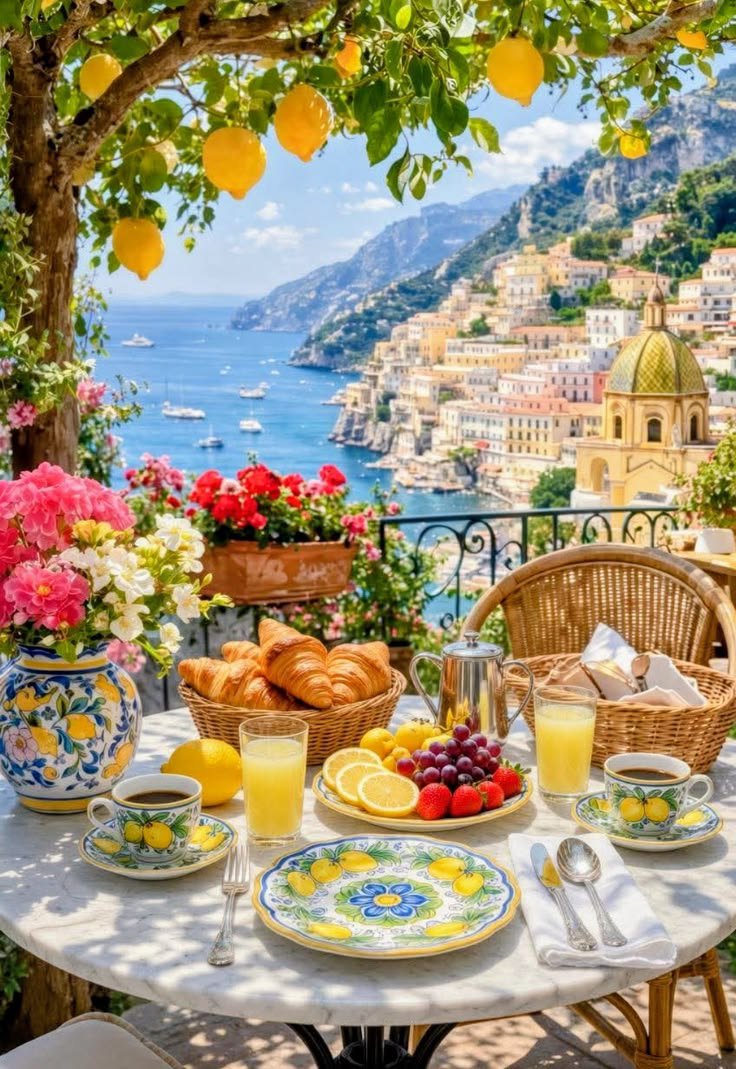 _travel__vibes's tweet photo. Amalfi Coast, Italy 🇮🇹 https://t.co/bCBc3DrWQW