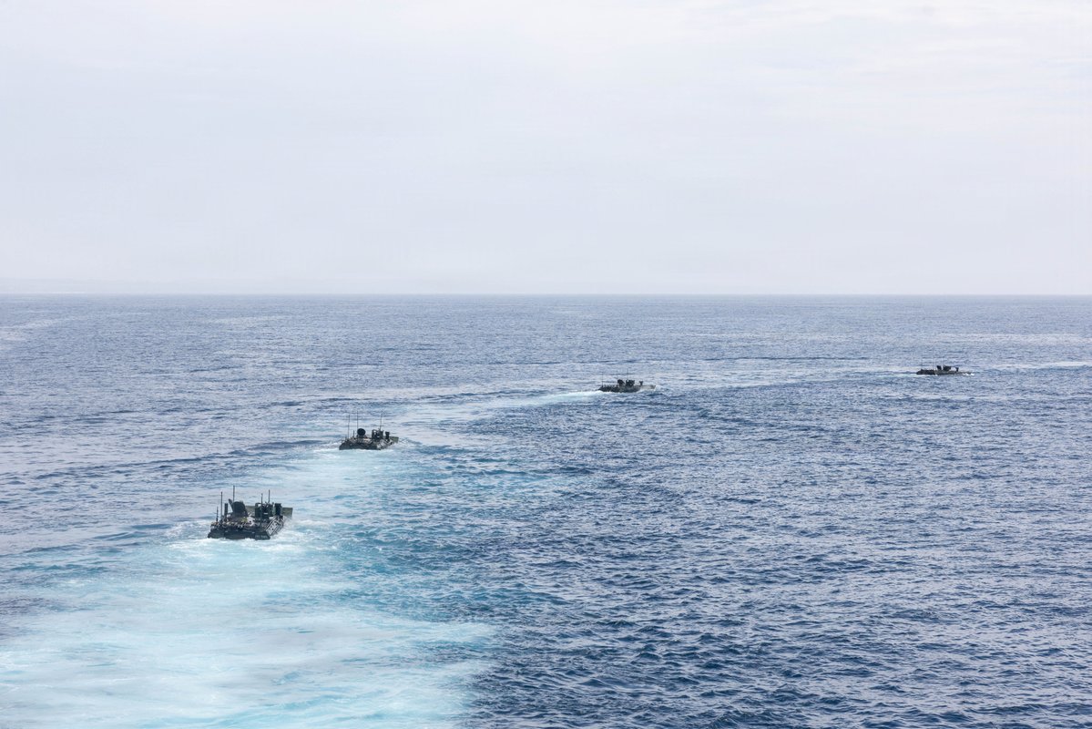 USMC's tweet photo. #Marines with the 1st Marine Division take part in Quarterly Underway Amphibious Readiness Training 26.4 off the coast of California. 

QUART is a joint training exercise that strengthens amphibious readiness through realistic maritime training, sharpening the warfighting skills of Marines and Sailors to prepare them for crises and to fight west of the International Date Line.

#MarineCorps #USMC #SemperFi #Military