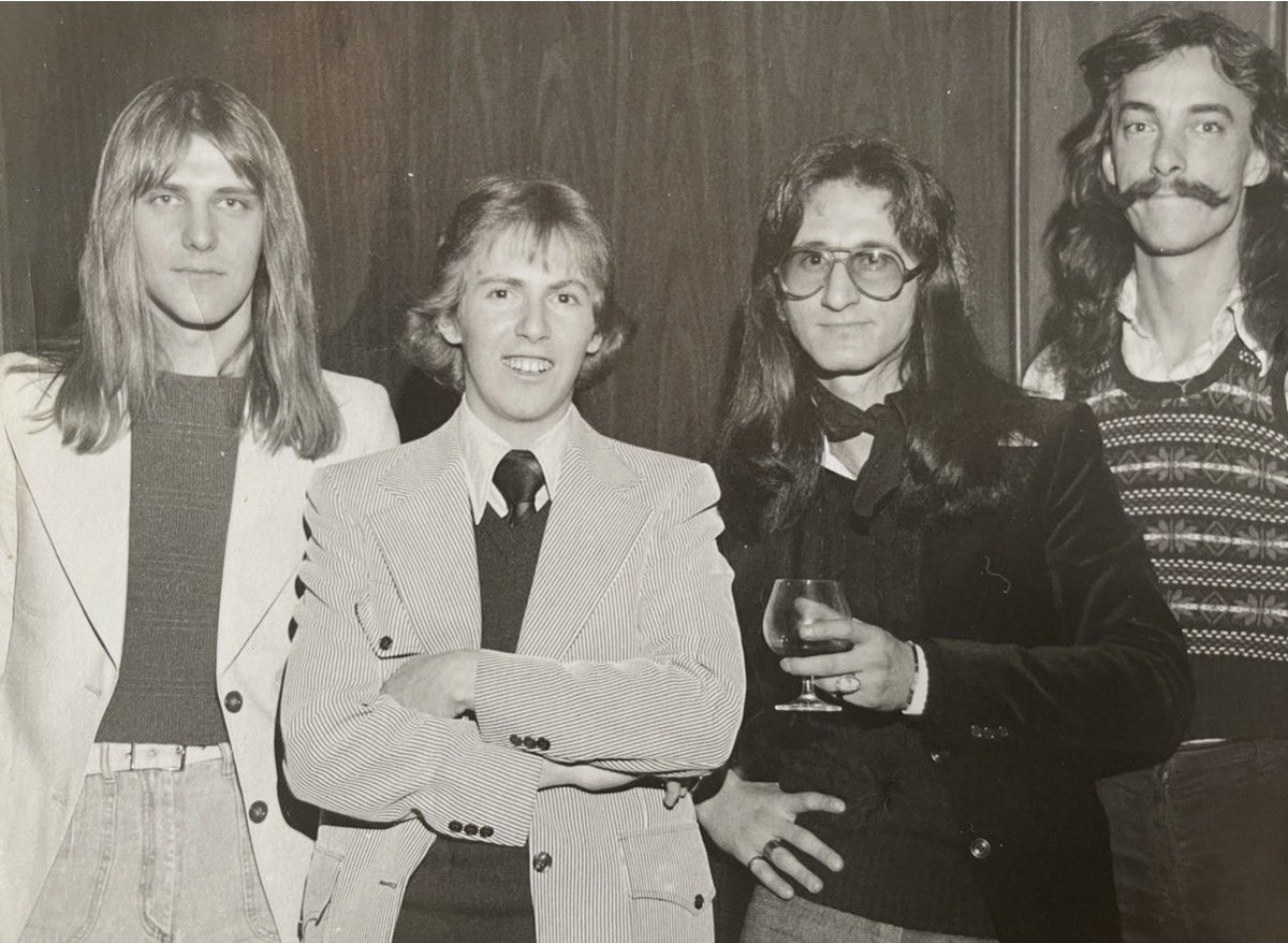 JohnWrightLive's tweet photo. @mattgurney @KellyCooleyCPS 1977…discovered them in 1975…loyal and loving them forever… https://t.co/2MS5srx45B
