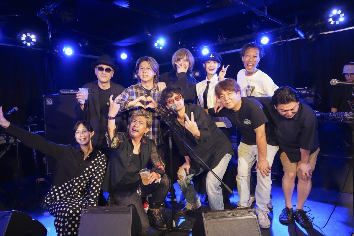 houkiboshi1229's tweet photo. 体感5秒
170人程の前で歌えて楽しそうで何より🎤
13連勤7日目
本日も仕事頑張りましょう🎌 https://t.co/1zueLzkwqw