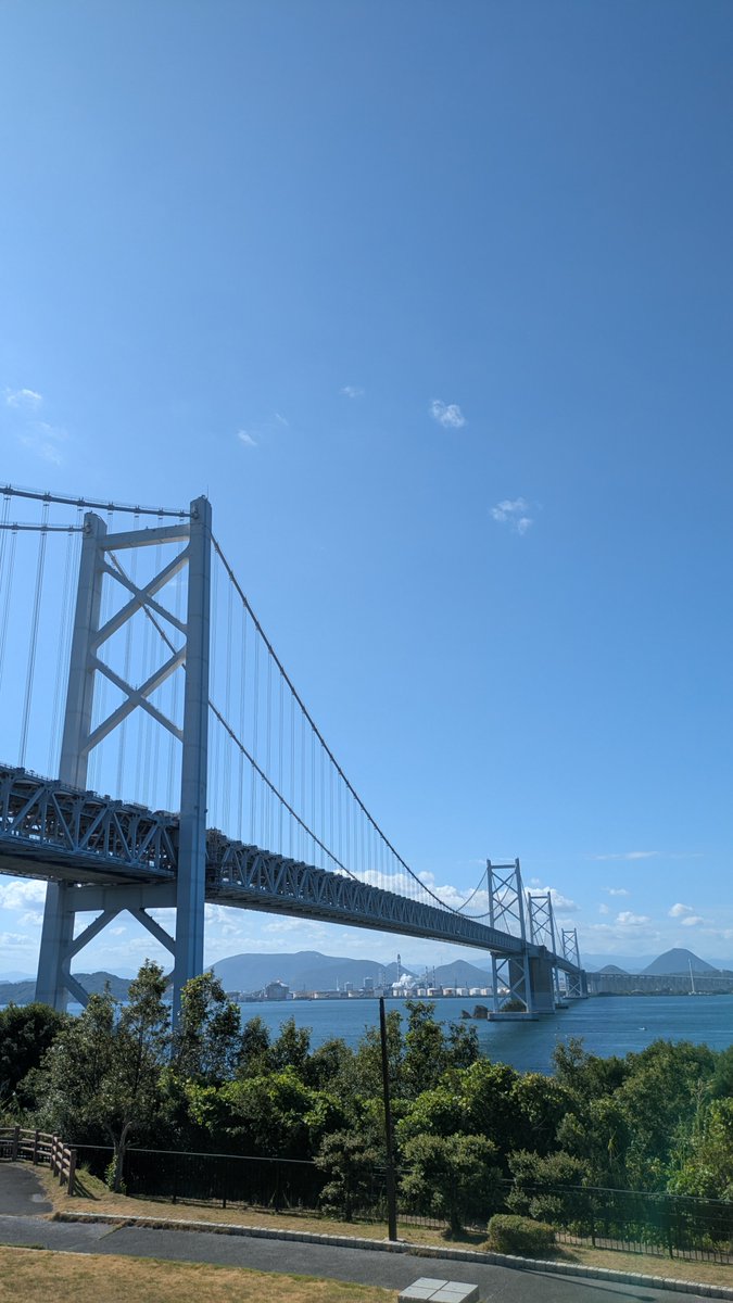 ad_mino's tweet photo. 帰りも与島PA寄り道。高知と香川
、素敵な所たくさんで癒されました。
帰り予定してた倉敷寄れなかったから岡山はまた行く…。 https://t.co/lFp9kUObMa