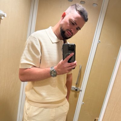 Officialgearon's tweet photo. #NewProfilePic https://t.co/4z8yzMa6JU