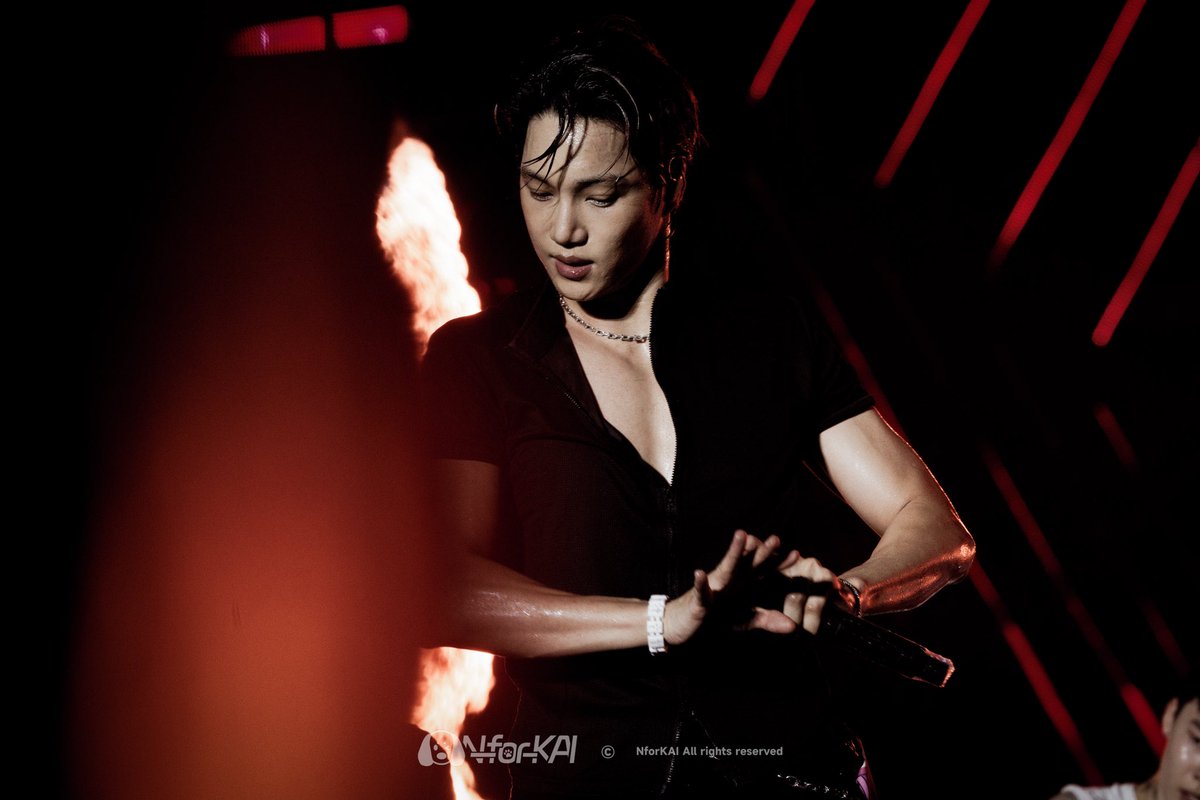 N__for__KAI's tweet photo. 260808💦💥
타오르는 열정의 카이✨❤️‍🔥

 #EXO #엑소 #KAI #카이 #종인￼ https://t.co/wUUxaxazDF