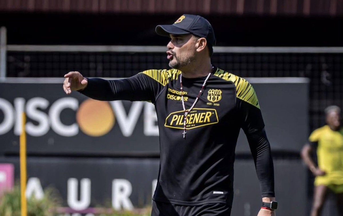 StudioFutbol's tweet photo. Pablo Trobbiani sería el entrenador interino de BSC hasta fin de año https://t.co/Ny0YZBi9fJ https://t.co/Tth9mcoJk7