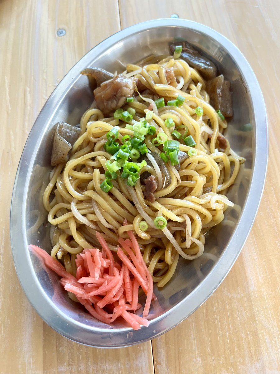 maaboomenman's tweet photo. 新潟市中央区西堀前通5-764 伊藤ビる2Fの【大衆酒場 フルマチタロウ】の『キリンラガービーる[大瓶](¥720税込)/アボカド刺(¥380税込)/ボッカケヤキソバ(¥680税込)』♪ズっと前から気になってて遂に来店♪俺好みの店内♪ギュウスジなヤキソバめちゃ美味イ♪ #新潟グルメ #新潟居酒屋 #フルマチタロウ https://t.co/y5JXqJ4JFN