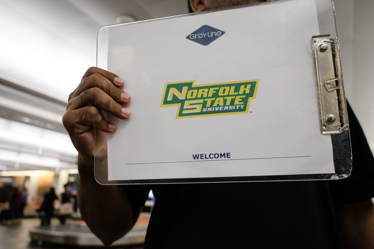 NorfolkStateWBB's tweet photo. Arrived safely 🛬
Hoops coming your way soon!

#BEHOLD🔰 https://t.co/9C7aPlHajM