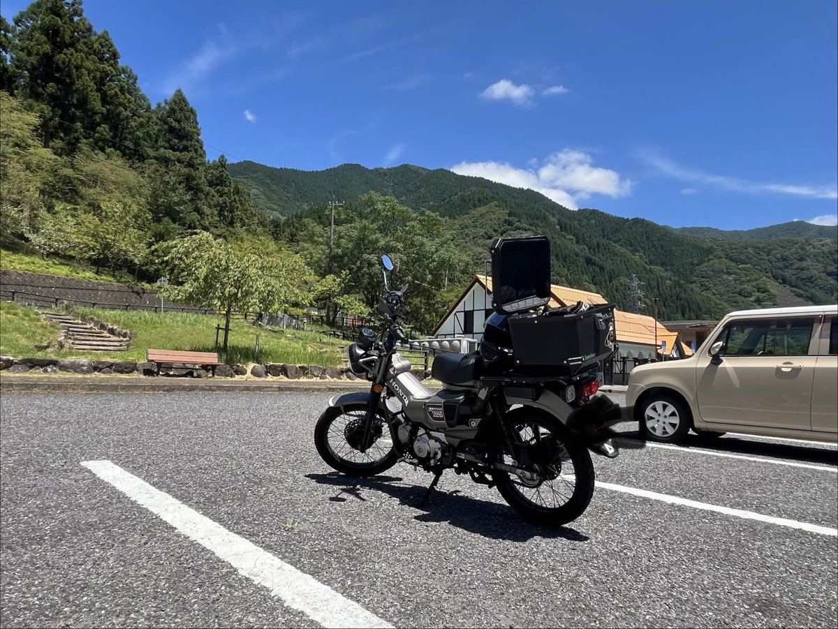 Rodoman9110's tweet photo. #ツーリング
道の駅　星のふる里ふじはし到着！ https://t.co/ATHGtHF4og