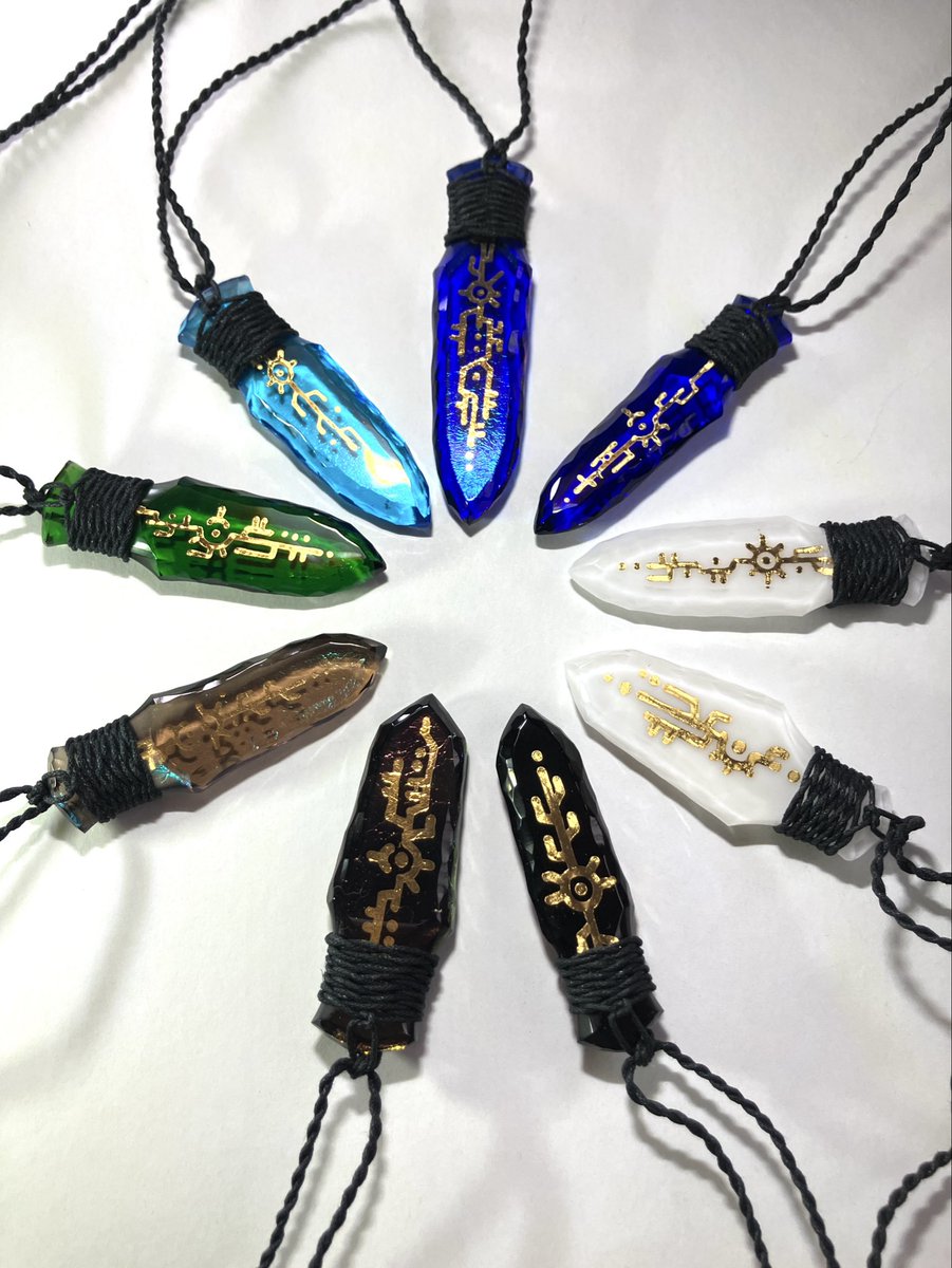 kishoudou_glass's tweet photo. 呪紋回路ノ小刀

描かれているのはなんなのか、何が起きるのか？ https://t.co/X82VsoA5vG