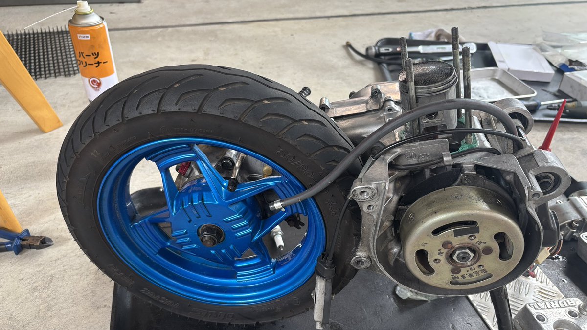 tanacchi7575's tweet photo. 今日は台風のおかげで涼しく作業が進みます！    
 #ペリカンジョグ
 #チャンプ80
 #2GM https://t.co/BsiKbcaIpQ