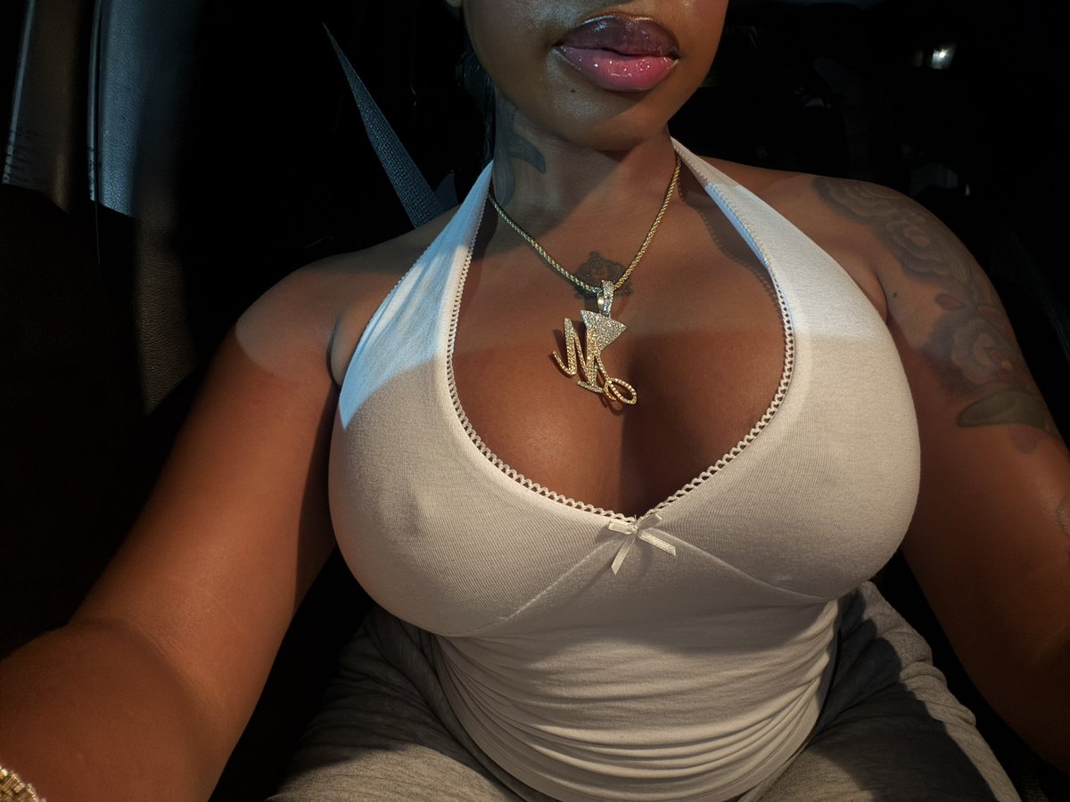 mzstargirly's tweet photo. car selfies 🫦🍒 https://t.co/3qyoCgPYVt