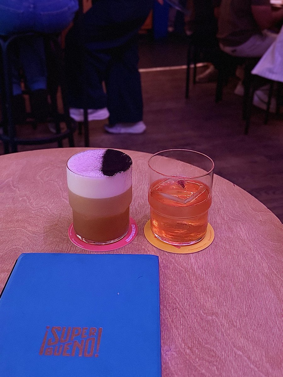 cleo_hiking's tweet photo. This is a very creative bar. I ordered two cocktails. https://t.co/KZnzqZr22L