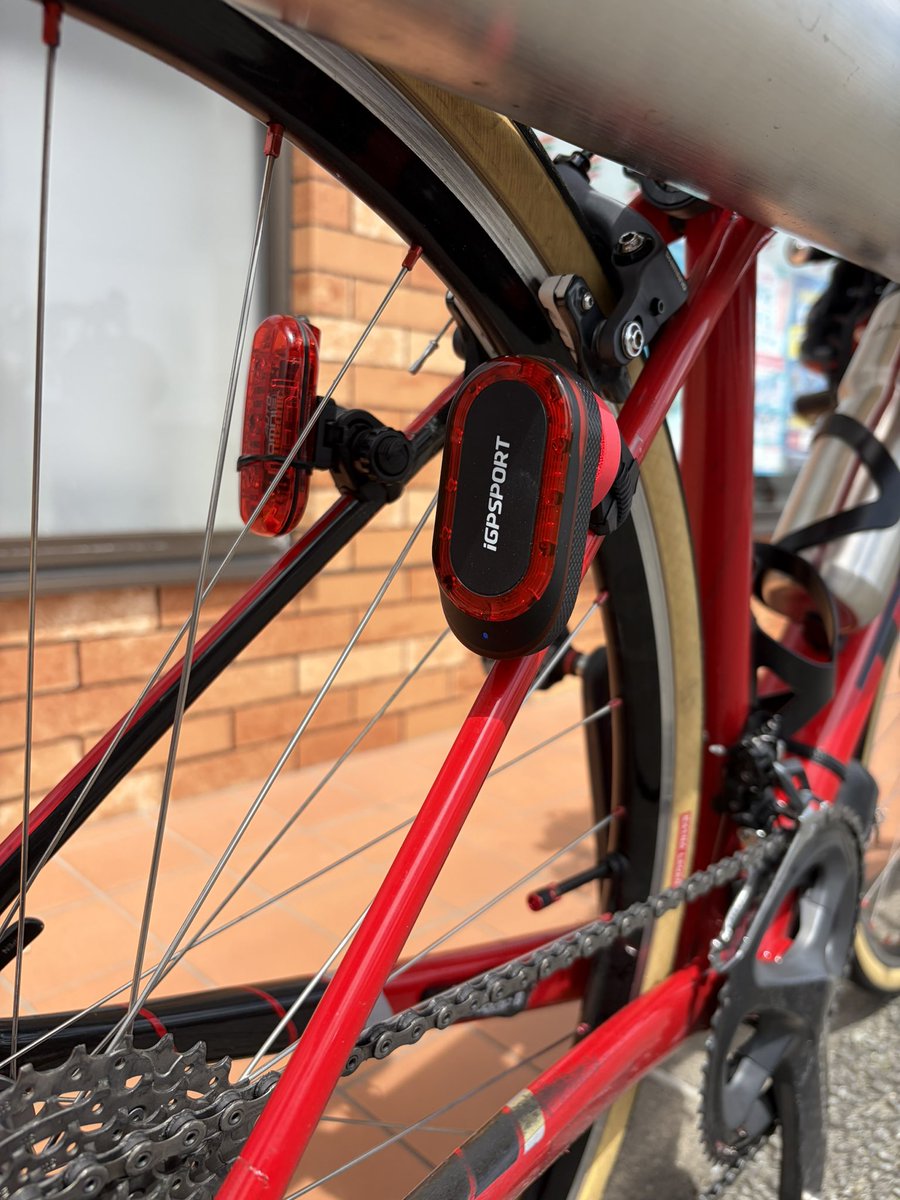 vonu2020's tweet photo. 今日はちょっと涼しいので走りに出られた。
SR miniは一応この位置でも問題なさそう。緩みもない。

ところで、黒い車をうまく検知できないのはどうしようもないのかな、これ。 https://t.co/I1hmlIjYLc