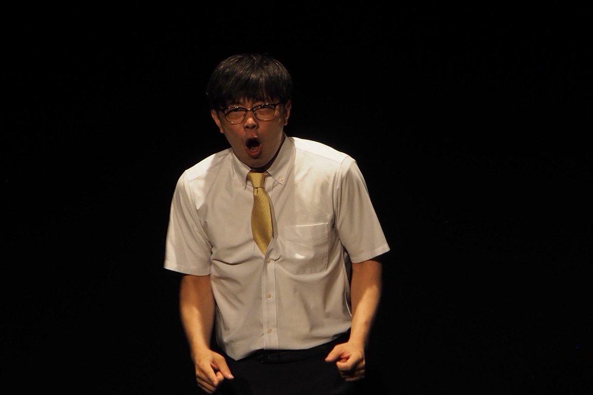 4mendo8's tweet photo. 【振り返り④】千秋楽。初ひとりモノローグ5分。色々とドタバタがあったが、どうにか生きて帰って来れた！本当みなさんの温かさに支えられ、やり切ることができました。素敵な写真ありがとうございます🙇‍♂️🙇‍♂️ボーリング場でのお話でした。 https://t.co/51cSkZjTWr