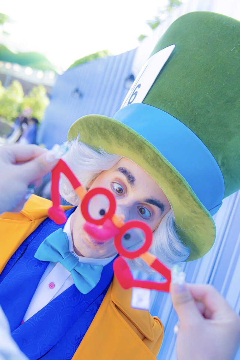 pi__Disney's tweet photo. ハッター可愛かったんだ〜💚🎩 https://t.co/8L8RrAtjPt