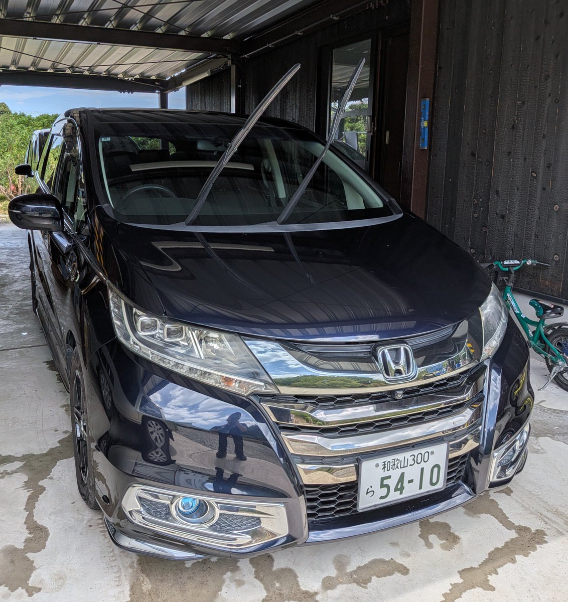halk2005's tweet photo. プールの水もったいないから軽く水洗い https://t.co/0a0zBSdvXu
