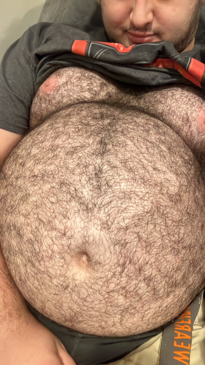 jupiterXLI's tweet photo. i love tummy tuesday 🥰 https://t.co/DEuameJ2XD