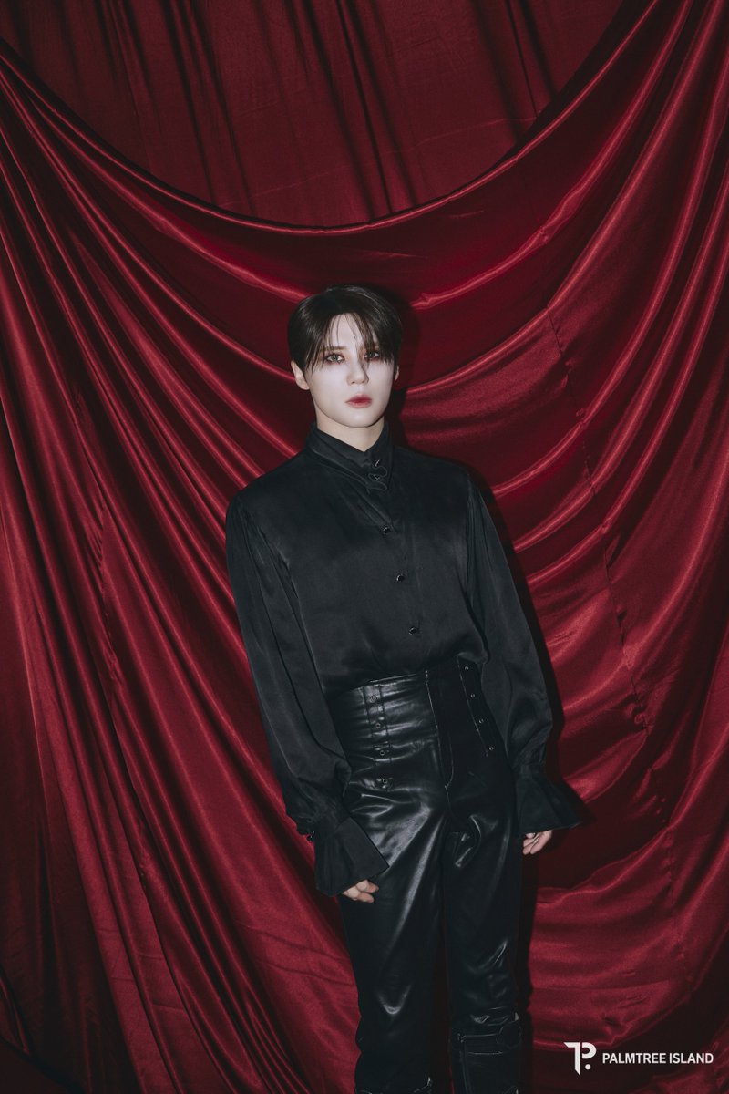 txrxntxllxgrx's tweet photo. 이거 뭔가 앨범 자켓 깔이야ㅋㅋㅋ 우리 그래비티해요 주인님... 당신은 그래비티를 알잖아 https://t.co/InenRxqCWq