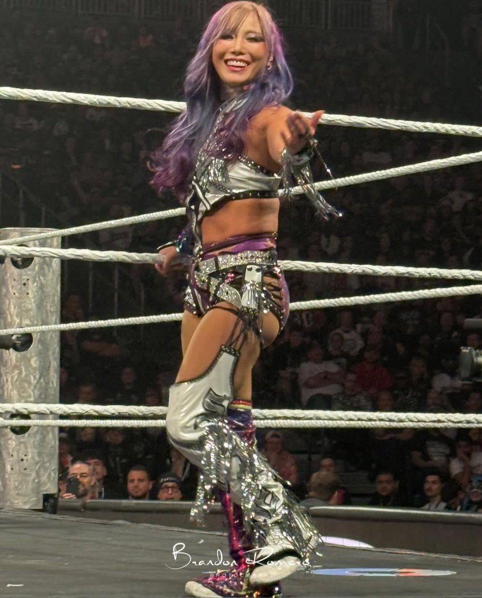 AsukaEnforcer's tweet photo. KAIRI picture of the day.📸
No one will bring to the show the happiness, the energy and the life that she brought every week. She always made the show so great and so fun to watch. There will never be another Kairi, she is one of one.☝️🫡❤️🏴‍☠️🌊
#KAIRI #PiratePrincess #WeWantKairi https://t.co/fFVvwvZ1rt