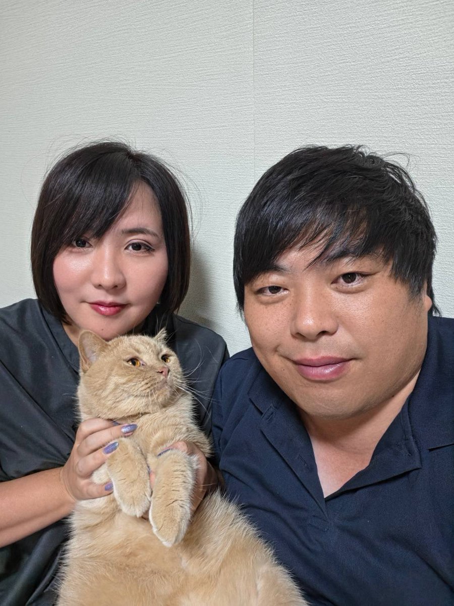 hezuruy's tweet photo. 裏話をします。
へずまりゅうの行動力は一体どこから来ているのか？
震災が発生してから妻に「今から熊本に行ってくるわ」と伝えたら「行ってこい」と即答してもらいました。
これはどうでもいい訳ではなく信頼している証拠です。
その後は仲間に手伝ってもらえないか連絡をしたらほとんどの方から「余震が怖い」「妻が許してくれない」と断られました。
自由に動けなければ行動力が生きることはありません。
自分は何かあったらまずは直感を信じて迅速に動きます。
妻が支えてくれているから自分がいる。
それはいつどんな時もです。
いつもありがとう。