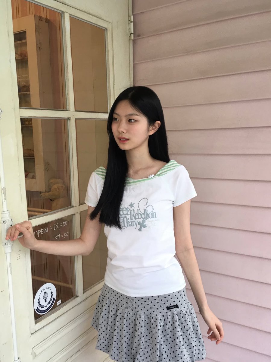 0lung0's tweet photo. 260810 @ kisvellii 인스타 게시물

#Do0t #Do0tproject #허재윤 https://t.co/SeDUDi14Vf