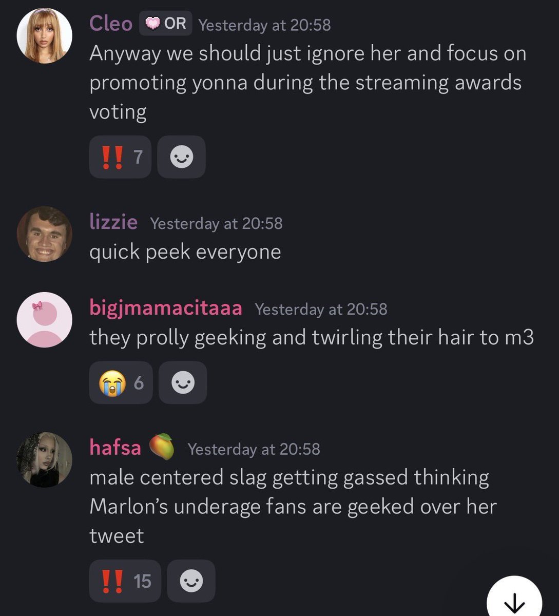 lanaberryy's tweet photo. calling anyone who disagrees with you male centered sluts is SOOOOO rich considering yall throw the "incel women hater" allegations around like crazy https://t.co/yPX3ZcfUHB
