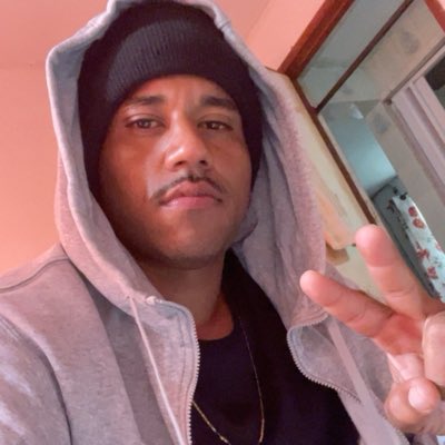 maycompalace3's tweet photo. #NovaFotoDePerfil https://t.co/48mu27fGQH