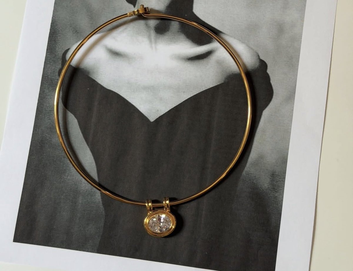 alexiissrenn's tweet photo. Choker pendant launch three different colors! https://t.co/PQxlsVcjef