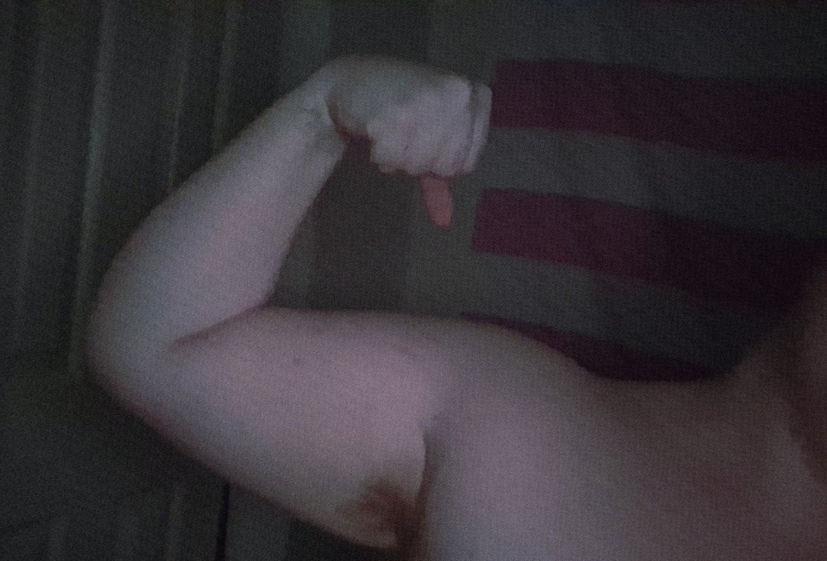 poltergeist_pup's tweet photo. new pinned (bc I'm back!!) 

- 22 
- Gay
- Trans Ftm 1 year 7 months on T 
- Taken 
- Friendly/Casual Flirting is okay
- Paid sessions, DM for info sheet 
- Hard and soft kinks
 - OF in bio for uncensored vids https://t.co/B6rxlMUt8u