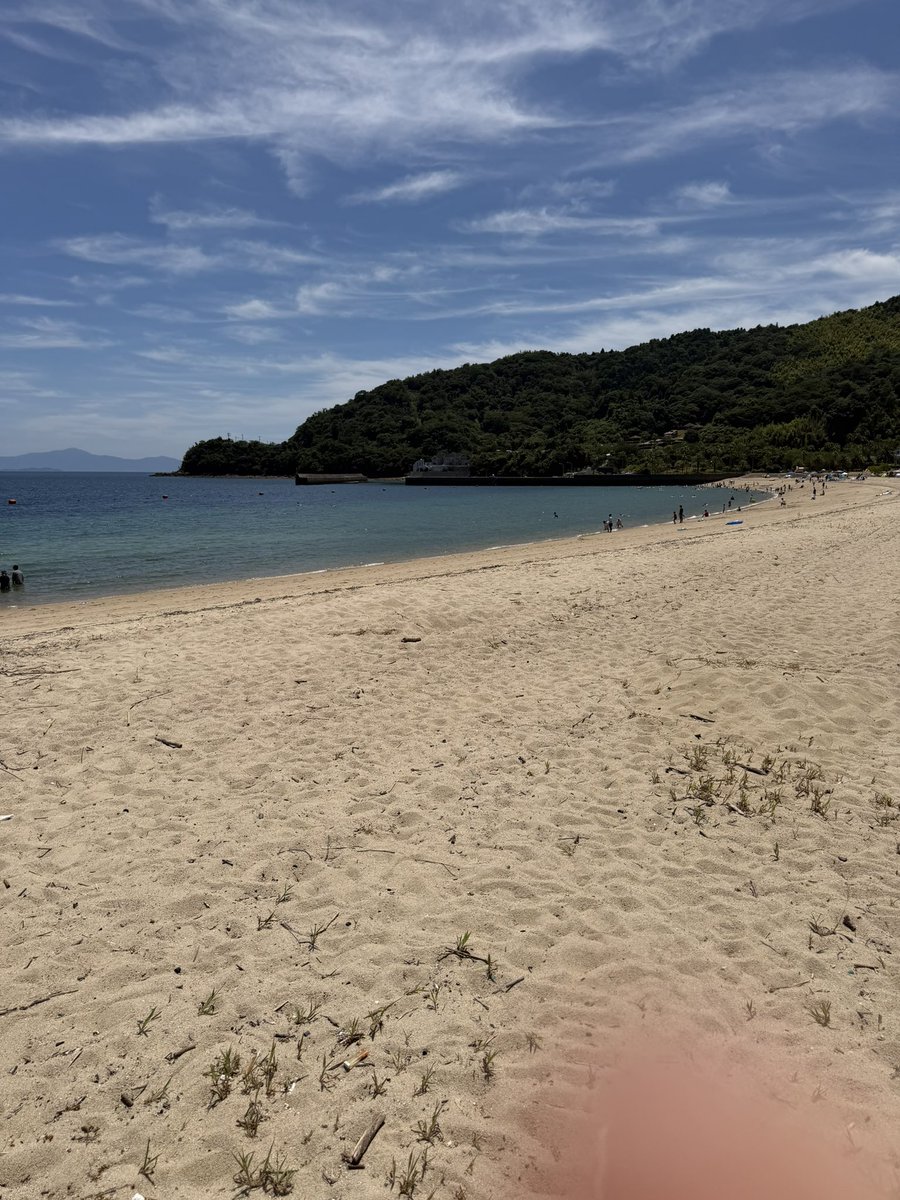 lasptrace's tweet photo. 海じゃーーー！
泳ぐぞ〜〜🌊 https://t.co/gSadzn0u4H