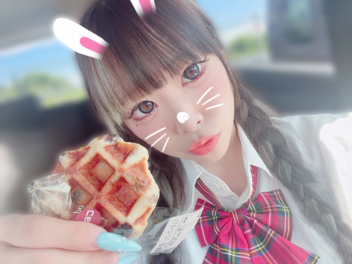 reranya777's tweet photo. みんなさすがにパンGETした？？
ウキパクさんのパン美味しすぎる🥺💞
美味しいもの食べてる時幸せ𛰙᭜𖫴𖫰𖫱𖫳𖫲𖫲𖫳𖫴𖫰𖫱꛰ ᭜𖫴𖫰𖫱𖫳𖫲𖫲𖫳𖫴𖫰𖫱꛰ಣ https://t.co/GsjGpjwNDd