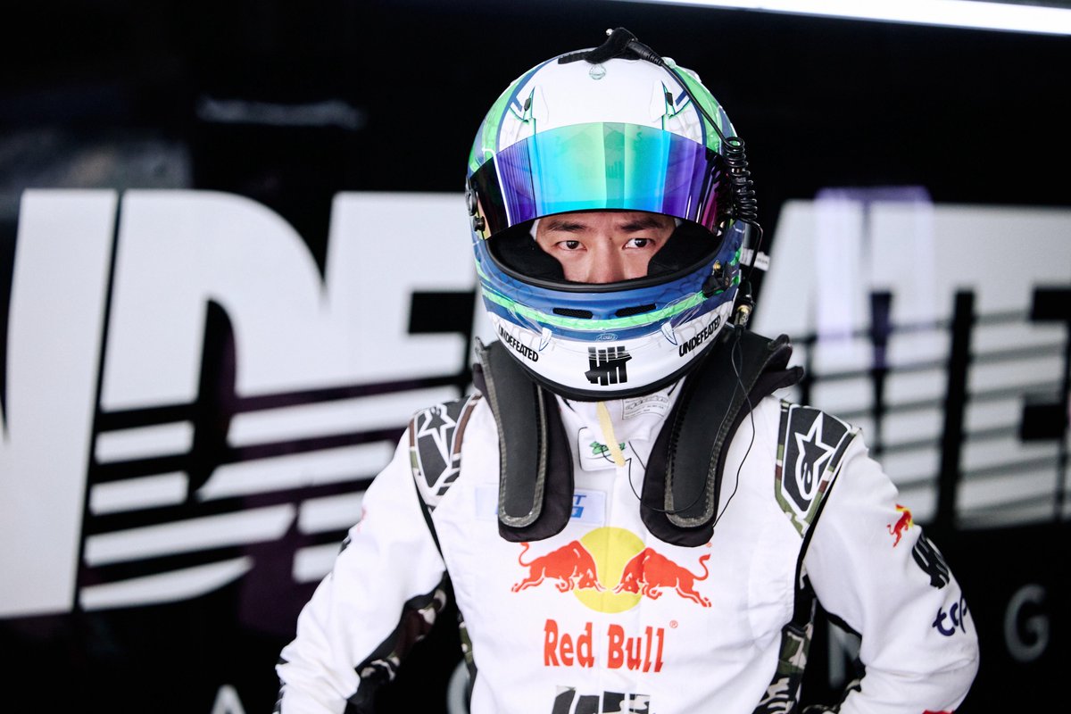 nahz_oaix's tweet photo. 🍉 🍉 🍉 Wang Yibo will be joining both the CHINA GT Finale and the 12 Hours Endurance Race in Sepang, Malaysia!

CAN YOU HEAR MY SCREAMMMMMMMM??!!!!! https://t.co/OVkQ1oGi4P